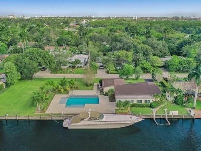 Dock For Rent At Private dock in Fort Lauderdale 100ft