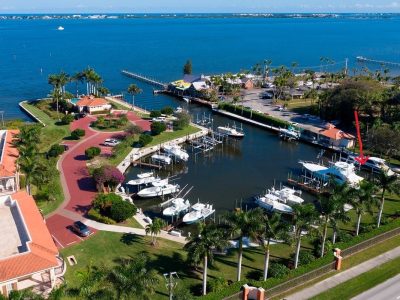 Dock For Rent At Private Slip in super location in Jensen Beach at Outrigger Marina